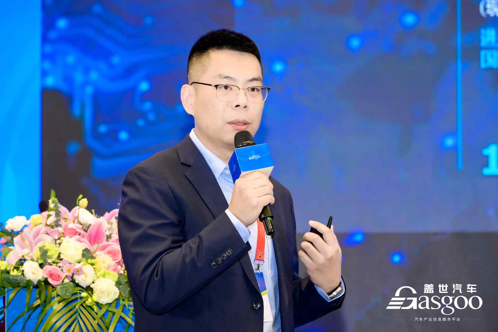 东软：AI赋能下智能座舱软件新实践