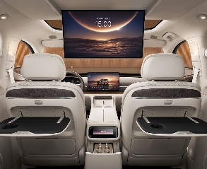 零跑汽车迎十周岁生日，比亚迪、理想、蔚来等车企发文祝贺