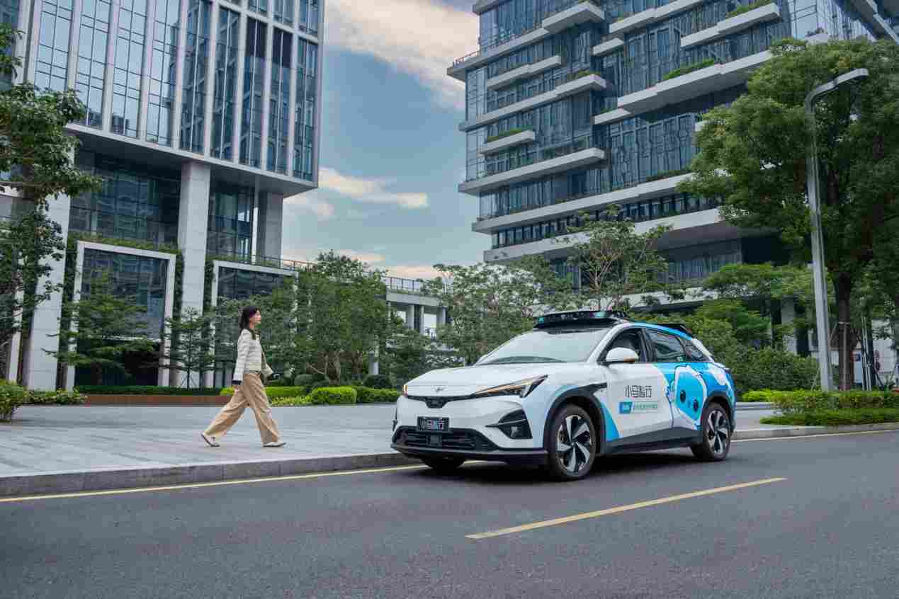 小马智行与北汽新能源开启“合作2.0”，中国Robotaxi加速驶向中东和欧洲