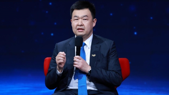 智能岛制造体系引领全球第三次汽车制造变 华境S开启高端科技平民化